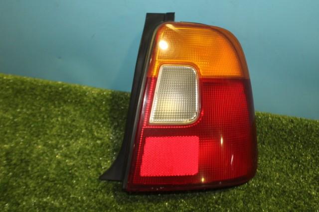 【中古】中古部品 トゥデイ JA4 右ﾃｰﾙﾗﾝﾌﾟ 【3330950100-000037271715500】
