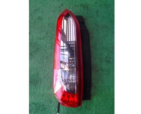 【中古】中古部品 ルークス B47A 左ﾃｰﾙﾗﾝﾌﾟ 【3330450100-240214000115600】
