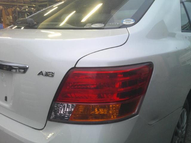 【中古】中古部品 アリオン ZRT260 右ﾃｰﾙﾗﾝﾌﾟ 【3330560100-240201000115500】