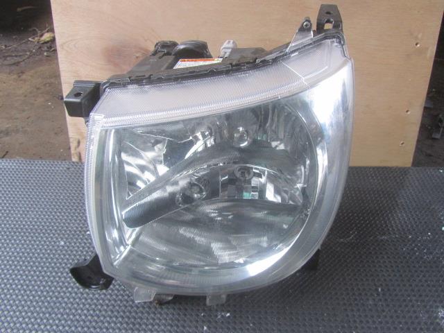 【中古】中古部品 ＭＲワゴン MF33S 左ﾍｯﾄﾞﾗﾝﾌﾟ 【3310030100-240123000610900】