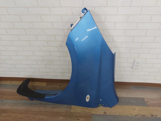 【中古】中古部品 ノート NE11 左ﾌﾛﾝﾄﾌｪﾝﾀﾞｰ 【3330960100-000052212010700】