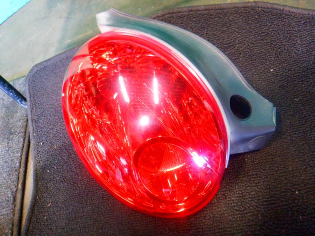 【中古】中古部品 コペン L880K 左ﾃｰﾙﾗﾝﾌﾟ 【3340140100-000024032415600】