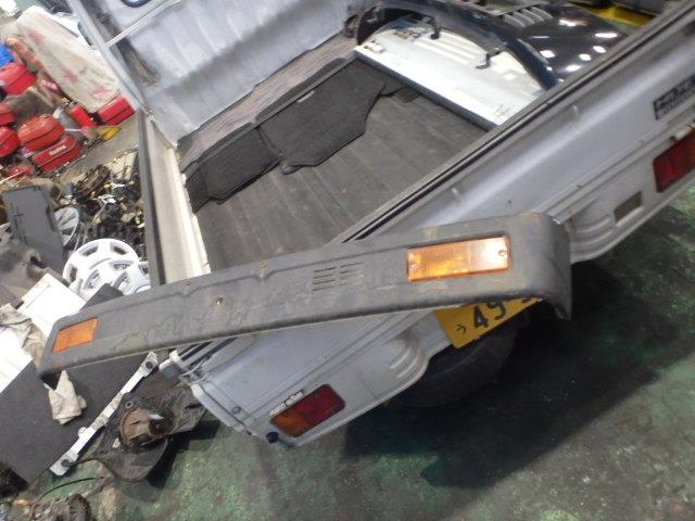 【中古】中古部品 ミニキャブ U15V ﾌﾛﾝﾄﾊﾞﾝﾊﾟｰ 【3331010800-000021856910100】