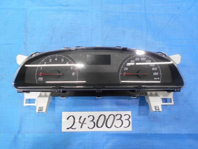 【中古】中古部品 シエンタ NSP170G ｽﾋﾟｰﾄﾞﾒｰﾀｰ 【3310040100-000243003361400】