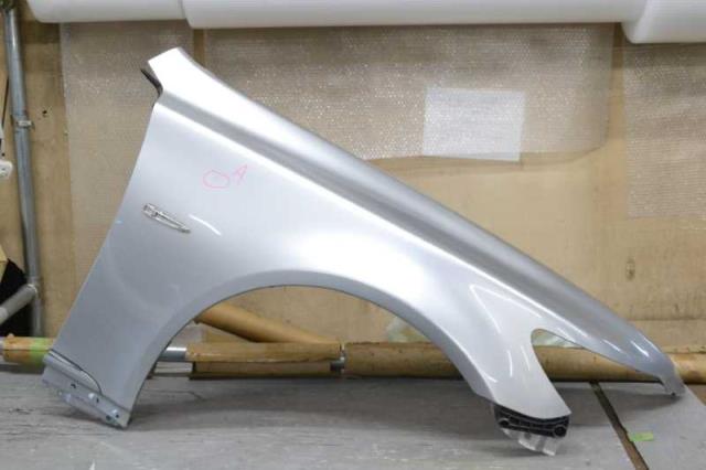 【中古】中古部品 レクサス LS USF40 右ﾌﾛﾝﾄﾌｪﾝﾀﾞｰ 【3310580000-240220000810600】