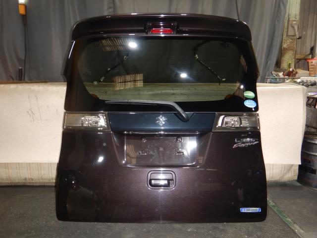【中古】中古部品 スペーシア MK42S ﾊﾞｯｸﾄﾞｱ 【3330810100-240219000615800】