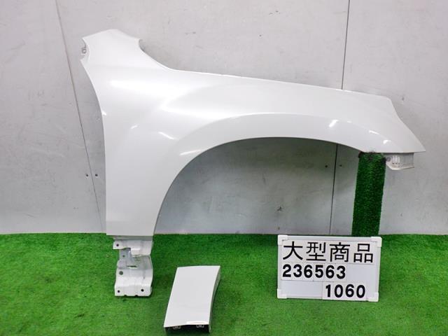 【中古】中古部品 エスクード TDA4W 右ﾌﾛﾝﾄﾌｪﾝﾀﾞｰ 【3330890100-000023656310600】