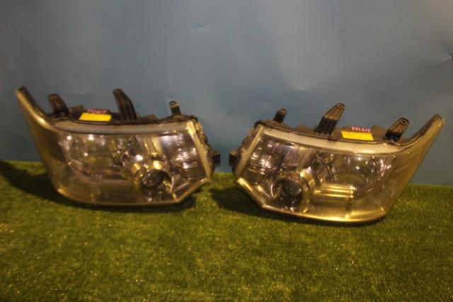 【中古】中古部品 デリカＤ5 CV5W 左ﾍｯﾄﾞﾗﾝﾌﾟ 【3330950100-000037261710900】
