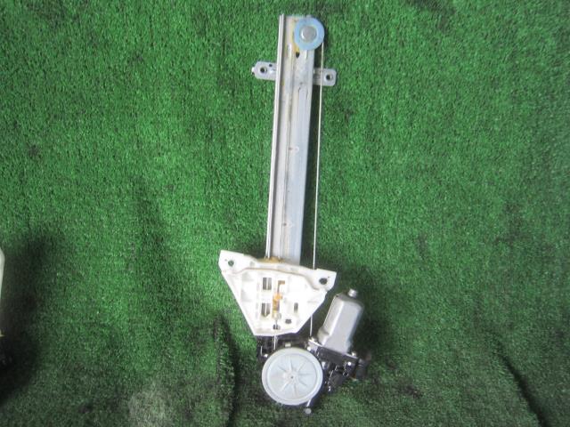 【中古】中古部品 ルークス ML21S 右ﾘｱﾄﾞｱﾚｷﾞｭﾚｰﾀ･ﾓｰﾀｰ 【3340240100-202400001013320】