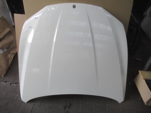 【中古】中古部品 マセラッティ ﾎﾞﾝﾈｯﾄﾌｰﾄﾞ 【3380050000-000035439110500】
