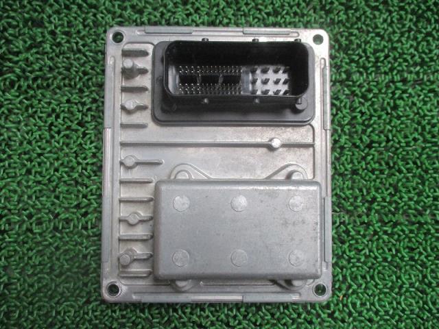 【中古】中古部品 ヴェゼル RU4 ﾐｯｼｮﾝｺﾝﾋﾟｭｰﾀｰ 【3500080000-231012001463200】