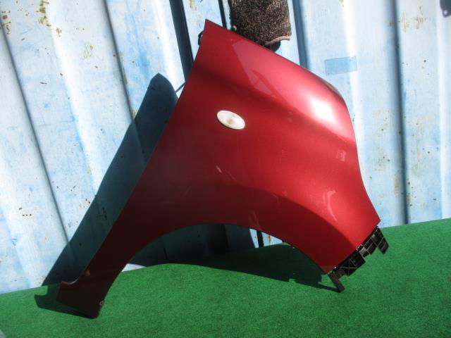 【中古】中古部品 パレット MK21S 右ﾌﾛﾝﾄﾌｪﾝﾀﾞｰ 【3540020100-000006022910600】