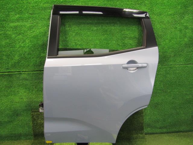【中古】中古部品 サクラ B6AW 左ﾘｱﾄﾞｱ 【3330200100-230310000013400】