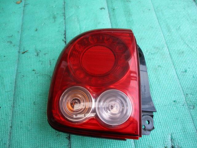 【中古】中古部品 ラパン HE22S 左ﾃｰﾙﾗﾝﾌﾟ 【3310190100-000233025115600】