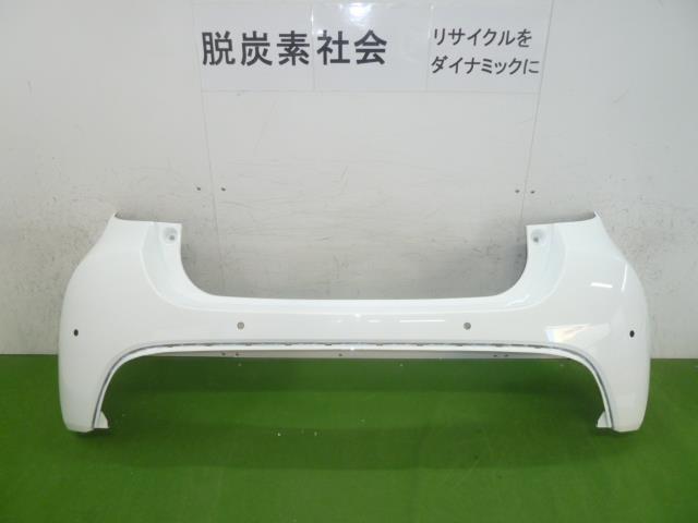 【中古】中古部品 ヤリス KSP210 ﾘｱﾊﾞﾝﾊﾟｰ 【3380050000-000035461315100】