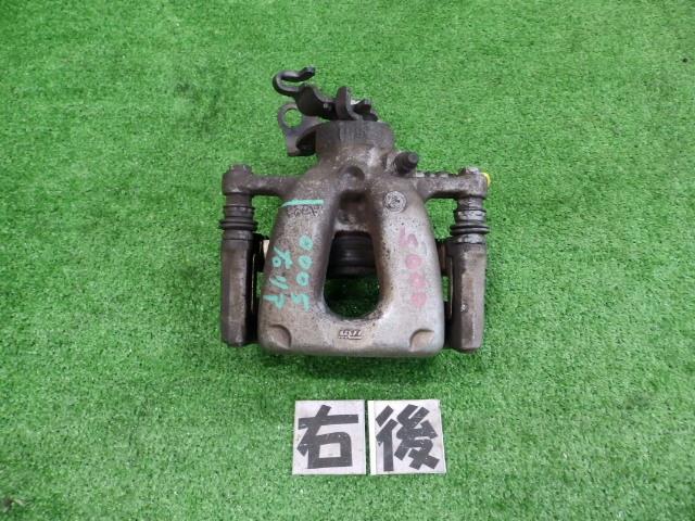 【中古】中古部品 アルファ 159 93922 右ﾘｱｷｬﾘﾊﾟｰ 【3260250000-000024000544430】