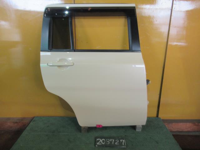 【中古】中古部品 ラパン HE22S 右ﾘｱﾄﾞｱ 【3310120100-240302000313300】