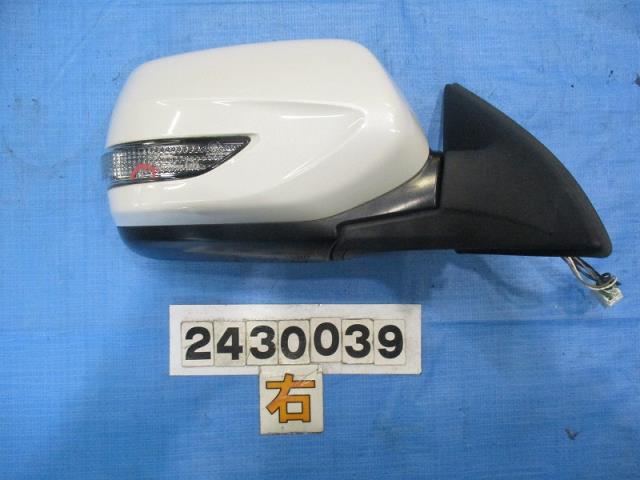 【中古】中古部品 レガシィ BR9 右ｻｲﾄﾞﾐﾗｰ 【3310040100-000243003913500】