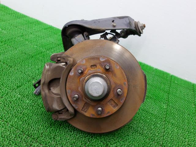 【中古】中古部品 ボンゴ SKP2V 右ﾌﾛﾝﾄﾅｯｸﾙﾊﾌﾞ 【3310250100-000233037444310】