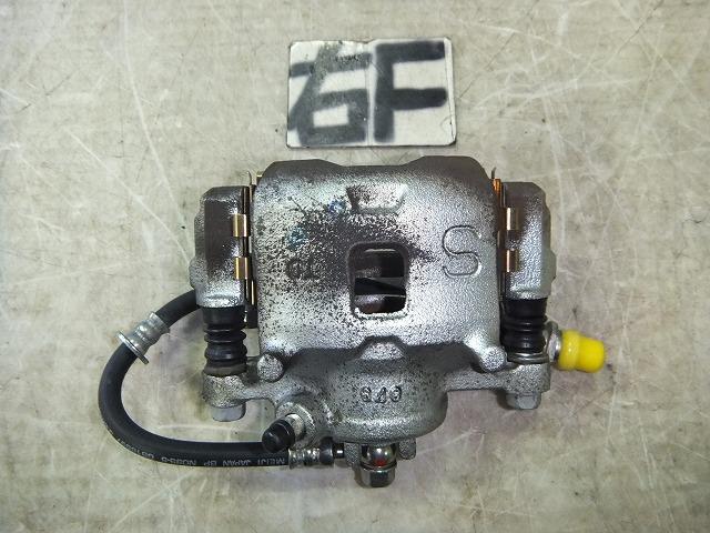 【中古】中古部品 NV100クリッパー DR17V 右ﾌﾛﾝﾄｷｬﾘﾊﾟｰ 【3310050100-230304000144330】