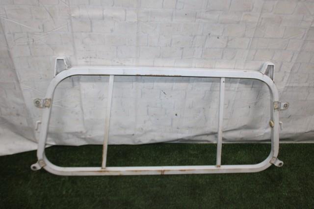【中古】中古部品 キャリィ DB52T ﾄﾘｲ(鳥居) 【3330950100-000042020318040】