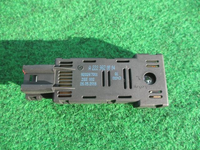 【中古】中古部品 ベンツ CLAクラス 117342 ｱﾝﾃﾅ 【3540020100-000006023961000】
