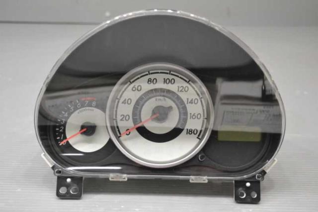 【中古】中古部品 デミオ DE3FS ｽﾋﾟｰﾄﾞﾒｰﾀｰ 【3310580000-240308001161400】