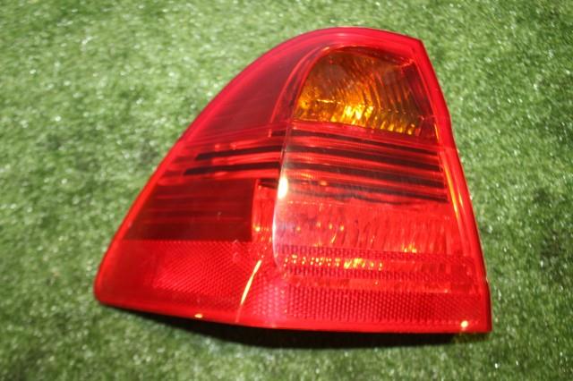 【中古】中古部品 BMW 3シリーズ VA20 左ﾃｰﾙﾗﾝﾌﾟ 【3330950100-000034072015600】