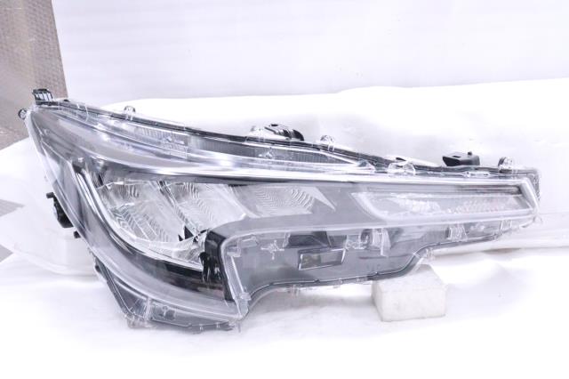 【中古】中古部品 カローラツーリング ZRE12 右ﾍｯﾄﾞﾗﾝﾌﾟ 【3260520000-240313502210800】