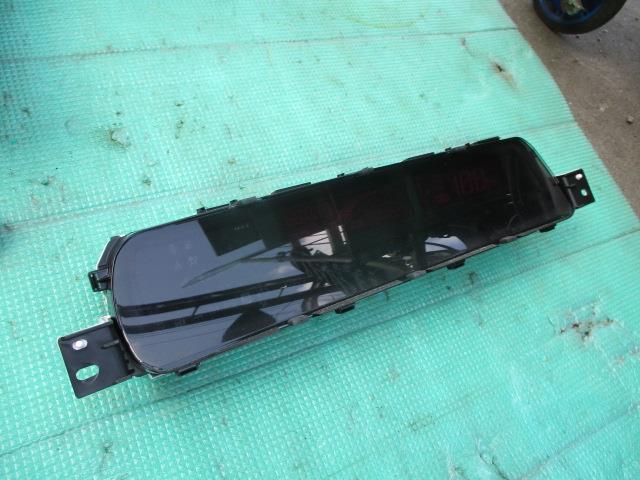 【中古】中古部品 アクア NHP10 ｽﾋﾟｰﾄﾞﾒｰﾀｰ 【3310190100-000233027561400】