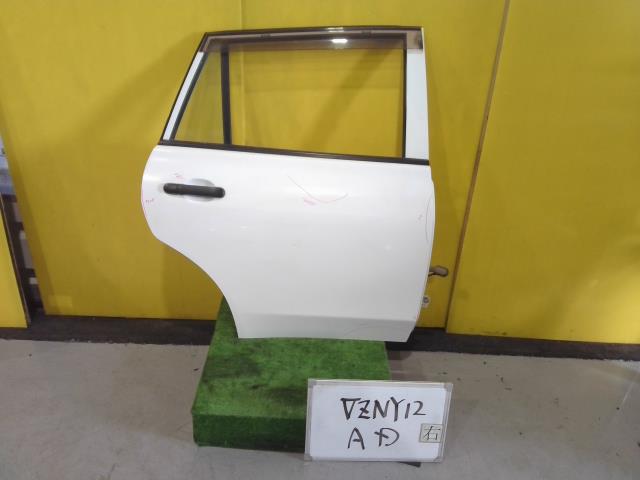 【中古】中古部品 ＡＤ VZNY12 右ﾘｱﾄﾞｱ 【3331010600-240229000713300】