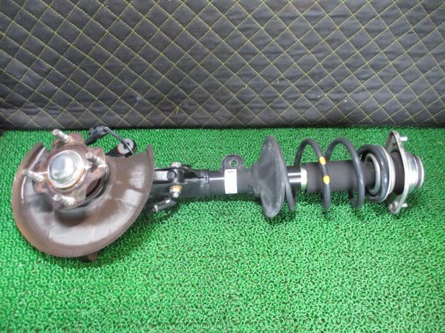 【中古】中古部品 エブリィ DA17V 右ﾌﾛﾝﾄｽﾄﾗｯﾄ 【3330660100-000024306450100】
