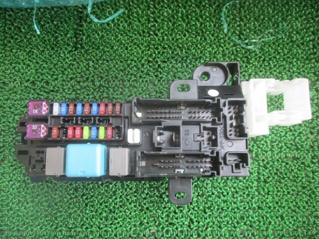 【中古】中古部品 ミラココア L675S ﾋｭｰｽﾞﾎﾞｯｸｽ 【3500080000-231202000367800】