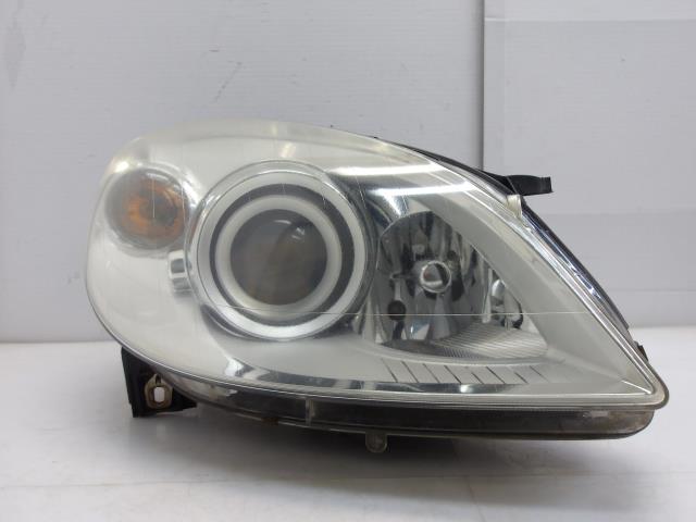 【中古】中古部品 ベンツ Bクラス 245232 右ヘッドランプ 【3310250100-000233032510800】
