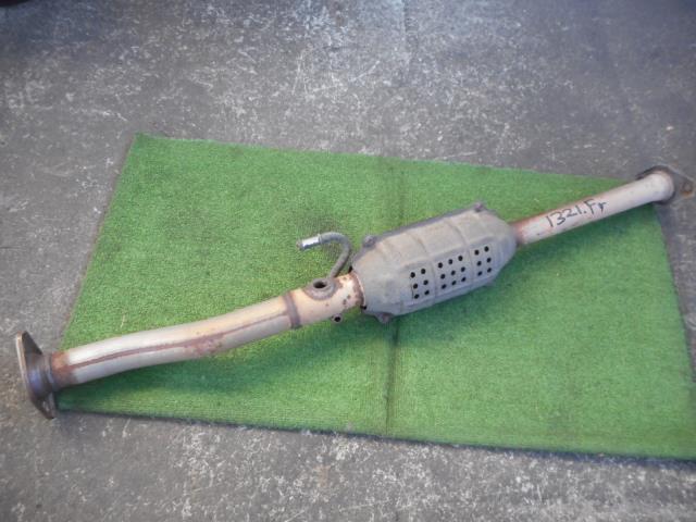 【中古】中古部品 エブリィ DA52W ﾌﾛﾝﾄｴｷｿﾞｰｽﾄﾊﾟｲﾌﾟ 【3330190100-000002132122200】
