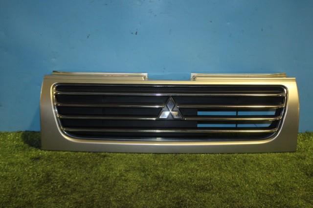 【中古】中古部品 トッポBJ H42A ラジエータグリル 【3330950100-000042190810400】