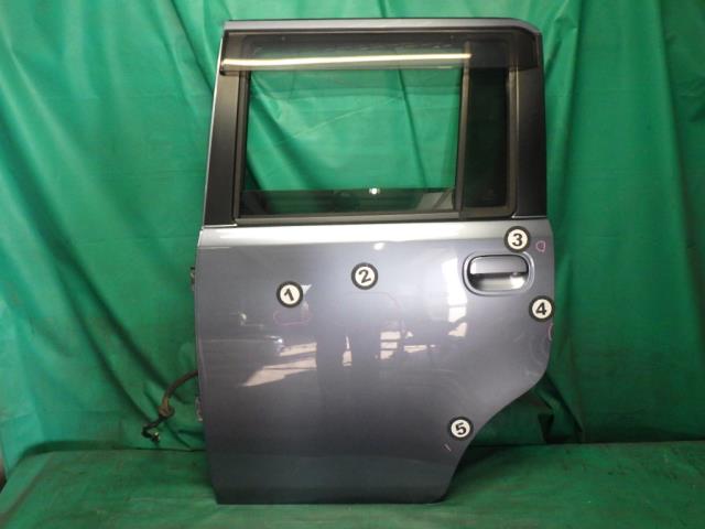 【中古】中古部品 ムーヴコンテ L575S 左ﾘｱﾄﾞｱ 【3330990500-240318000313400】