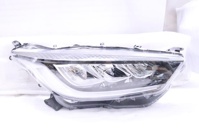【中古】中古部品 ヤリス MXPA10 右ﾍｯﾄﾞﾗﾝﾌﾟ 【3260520000-240323501910800】