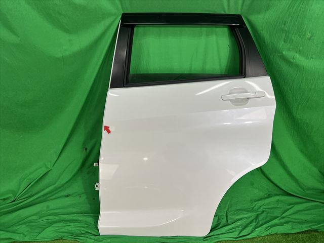【中古】中古部品 デイズ B21W 左ﾘｱﾄﾞｱ 【3330240100-002024539813400】 14,571円