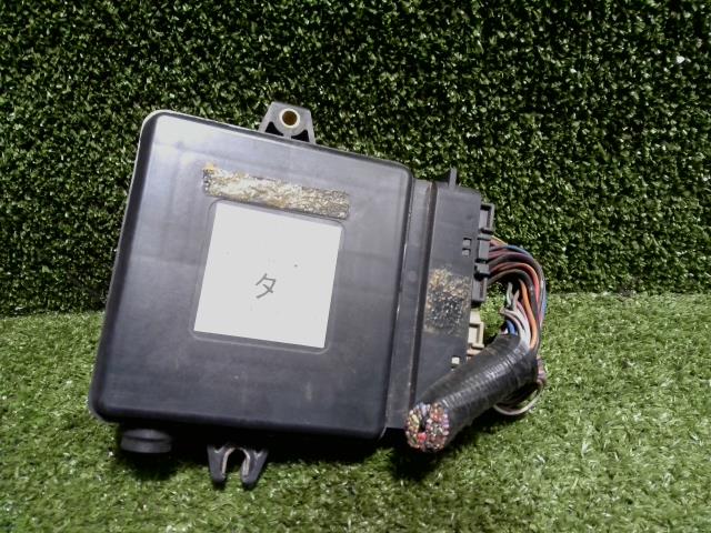 【中古】中古部品 ワゴンＲ MC22S ｴﾝｼﾞﾝｺﾝﾋﾟｭｰﾀｰ 【3260300000-240326000463100】 7,570円