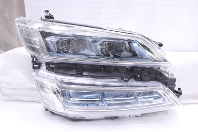 【中古】中古部品 ヴェルファイア GGH30W 右ﾍｯﾄﾞﾗﾝﾌﾟ 【3260520000-240327500610800】｜e-cleマート