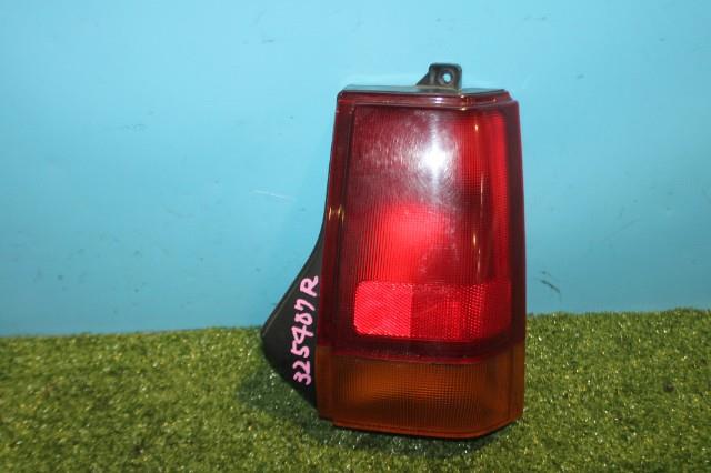 【中古】中古部品 アルト CR22S 右ﾃｰﾙﾗﾝﾌﾟ 【3330950100-000032540715500】