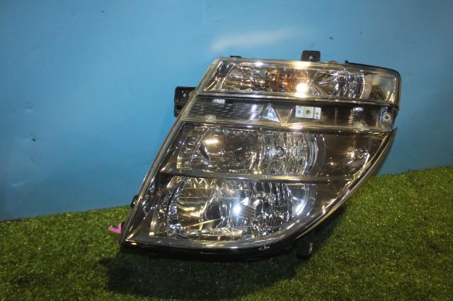 【中古】中古部品 エルグランド NE51 左ヘッドランプ 【3330950100-000032610410900】|e-cleマート