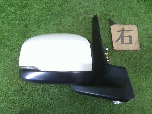【中古】中古部品 Ｎ－ＢＯＸ JF4 右ｻｲﾄﾞﾐﾗｰ 【3330990100-240206000313500】