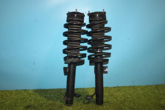 【中古】中古部品 デミオ DY3W 左ﾌﾛﾝﾄｽﾄﾗｯﾄ 【3330950100-000032681150210】ストラット