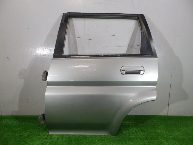 【中古】中古部品 ＨＲ－Ｖ GH4 左ﾘｱﾄﾞｱ 【3260250000-000024049613400】