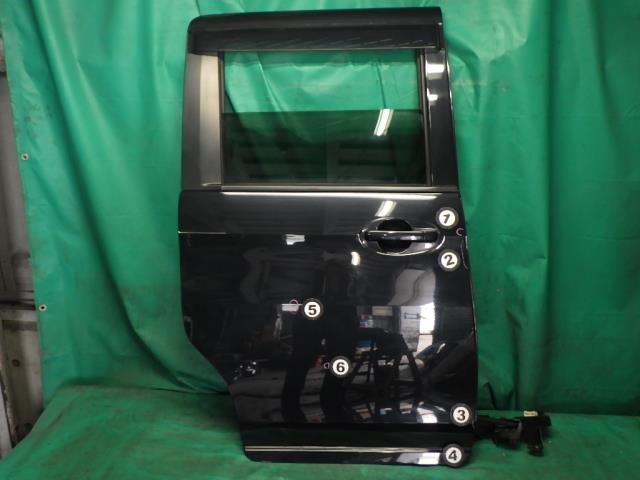【中古】中古部品 フレアワゴン MM32S 右ﾘｱﾄﾞｱ 【3330990500-240405000613300】