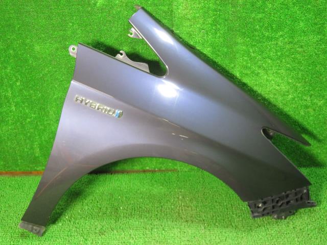 【中古】中古部品 プリウス ZVW30 右ﾌﾛﾝﾄﾌｪﾝﾀﾞｰ 【3330900100-000024016410600】 12,045円
