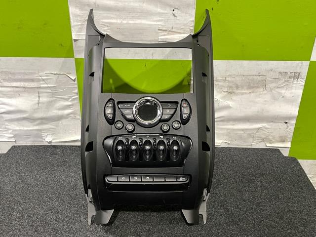 【中古】中古部品 BMW ミニ ZC16 ｸﾗｽﾀｰﾊﾟﾈﾙ 【3330530100-000005232870220】
