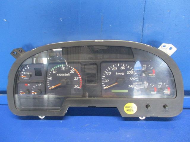 【中古】中古部品 いすゞトラクター EXD52AD ｽﾋﾟｰﾄﾞﾒｰﾀｰ 【3310270100-000014142861400】